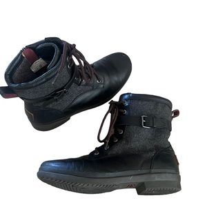 UGG  Kesey Combat Boots Md Calf Round Toe Belted